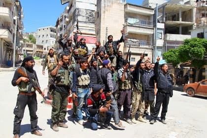 Mỹ tạm dừng huấn luyện chiến binh đối lập ở Syria
