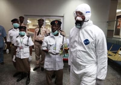 Thế giới tuần qua: Hy vọng mới cho cuộc chiến chống dịch Ebola
