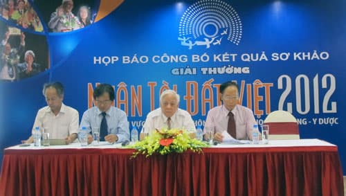 Giải thưởng Nhân tài Đất Việt năm 2012: 14 sản phẩm lọt vào vòng chung khảo