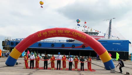 Hạ thủy tàu VSP-EXPRESS