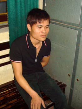 Cậu bắt cóc cháu để đòi tiền