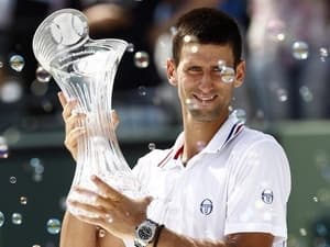 Djokovic hạ Murray để lập hat-trick Miami Masters