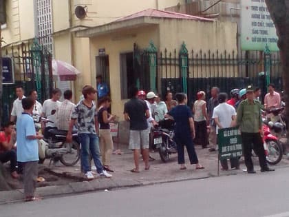 Nhức nhối “cò” bệnh viện