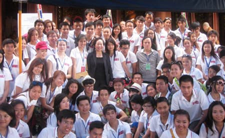 Đoàn thanh, thiếu niên kiều bào thăm huyện Côn Đảo