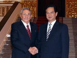 "Tăng cường hợp tác về kinh tế, thương mại, đầu tư"