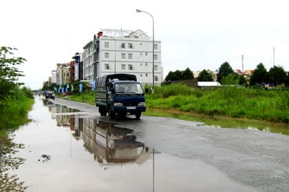 Đoạn đường xuống cấp nghiêm trọng
