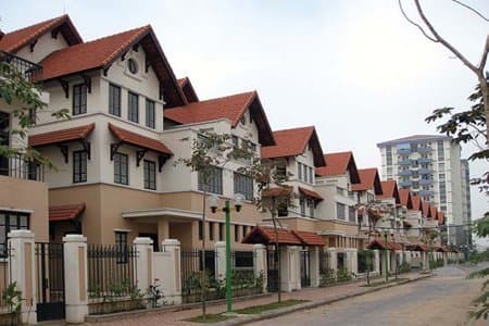 Biệt thự, liền kề: Càng to càng mất giá