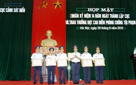 Cảnh sát biển phối hợp các lực lượng phá nhiều chuyên án