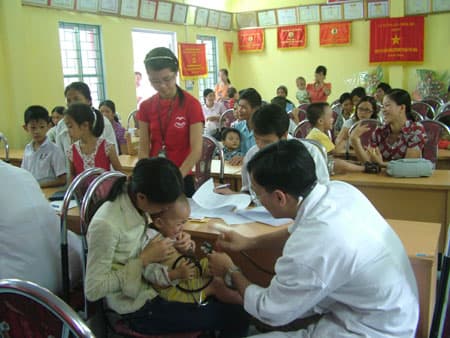 Hơn 12 tỷ đồng dành tặng cho chương trình “Trái tim cho em”