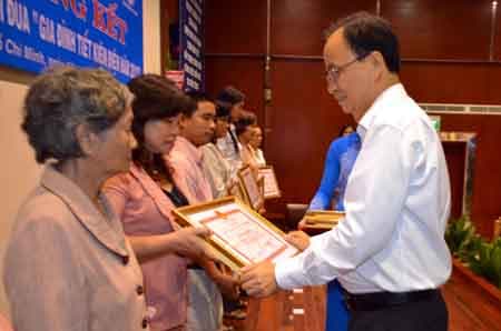 Nhân lên phong trào tiết kiệm điện
