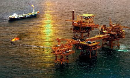 Những nhiệm vụ trọng tâm của quá trình tái cơ cấu Tập đoàn Dầu khí Quốc gia Việt Nam
