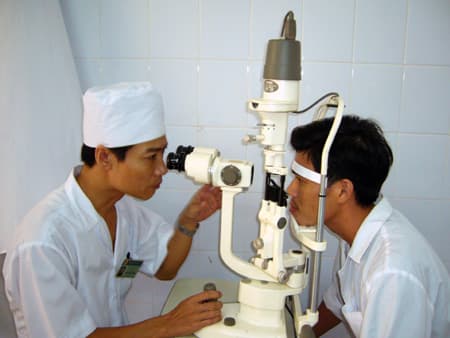 Thí điểm chăm sóc sức khỏe quân nhân tại ngũ theo hình thức bảo hiểm y tế