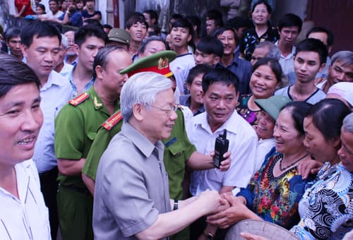 Tổng Bí thư Nguyễn Phú Trọng đối thoại về xây dựng nông thôn mới tại xã Nhân Hòa (Mỹ Hào, Hưng Yên)