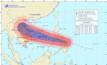 Đêm nay (8-11), siêu bão HaiYan sẽ tiến vào Biển Đông. Mực nước trên nhiều sông miền Trung lên cao