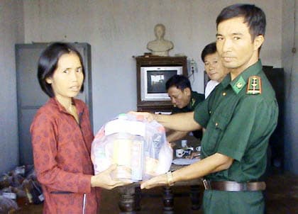 Xuân biên giới bình yên