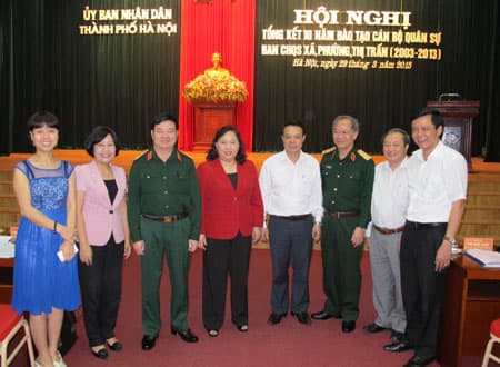 Làm tốt việc quản lý, sắp xếp, bổ nhiệm cán bộ quân sự xã, phường, thị trấn