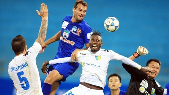 Vòng 13, giải V-League 2013: Hà Nội T&T vẫn giữ ngôi đầu bảng