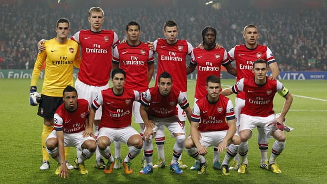 Arsenal mang đội hình toàn sao sang Việt Nam