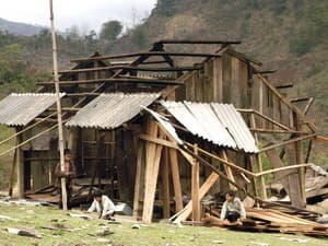Gió lốc kèm mưa đá gây thiệt hại nhà cửa, hoa màu tại huyện Trùng Khánh- Cao Bằng