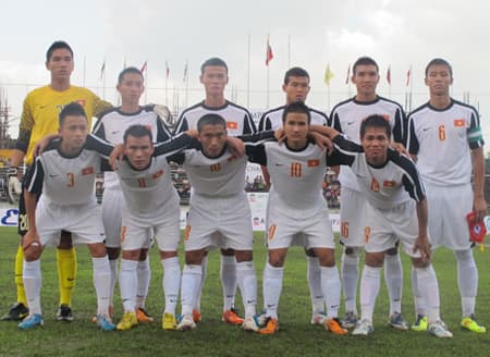 Văn Toàn lập hattrick , U19 Việt Nam đánh bại Myanmar 3-1