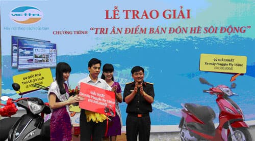 Trao thưởng chương trình “Tri ân Điểm bán - đón hè sôi động”