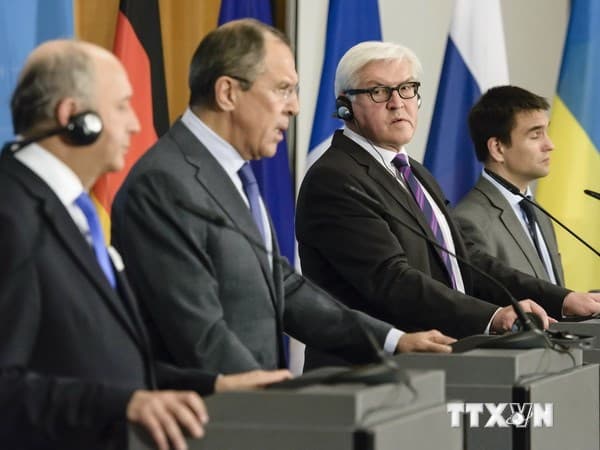 Nga, Đức, Pháp kêu gọi Ukraine ngừng bắn ngay lập tức