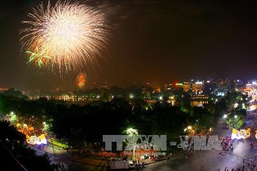 Hà Nội tổ chức 31 điểm bắn pháo hoa chào đón năm mới