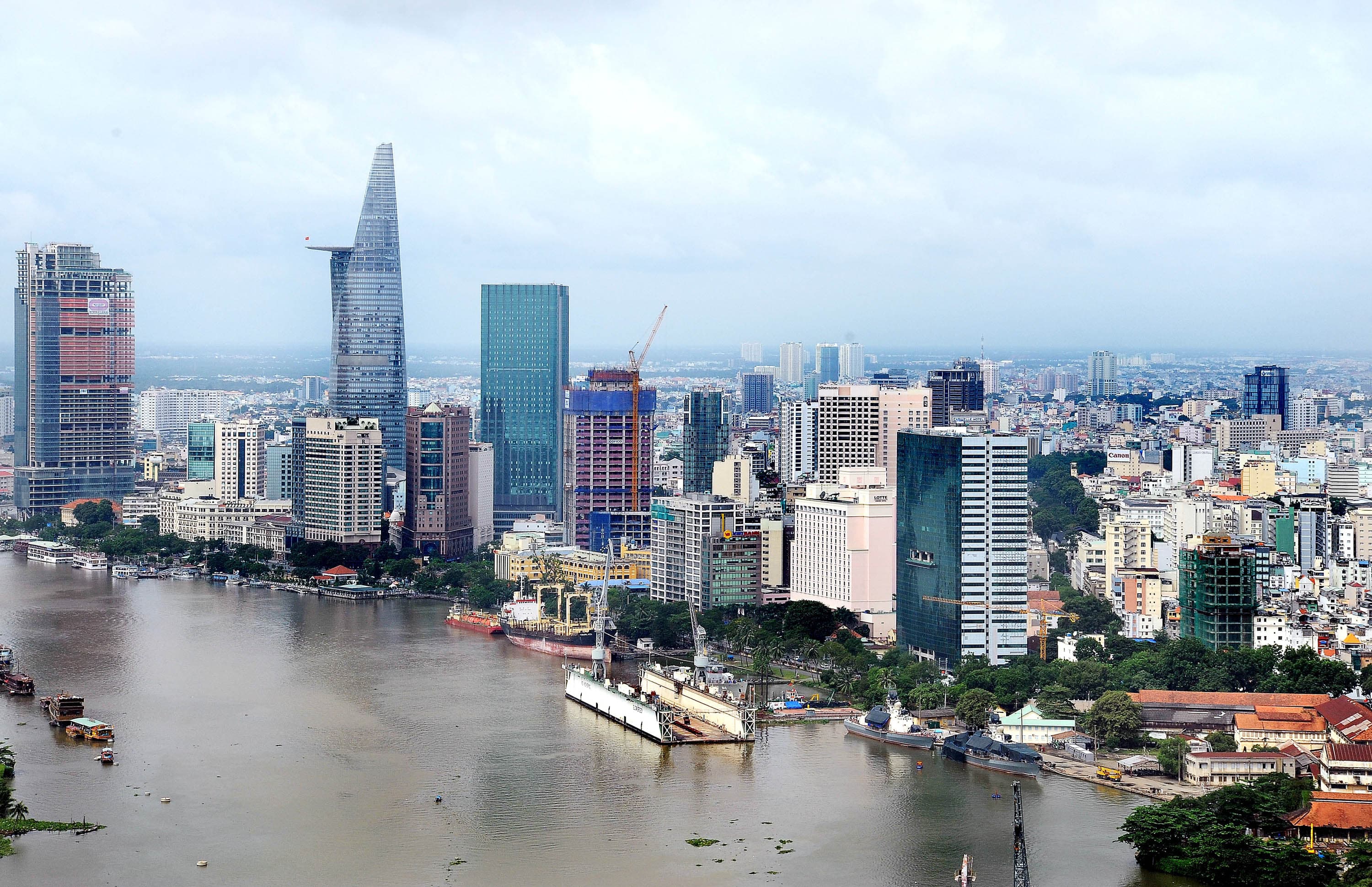 Xứng danh thành phố anh hùng, văn minh, hiện đại
