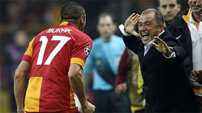 Thắng MU, Galasataray tiếp tục cuộc đua Champions League
