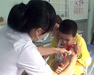 "Báo động đỏ" về nhiễm vi-rút viêm gan