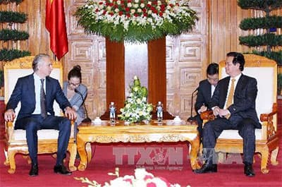 Thủ tướng Nguyễn Tấn Dũng tiếp Tổng Giám đốc Công ty Dầu khí Gazprom Neft