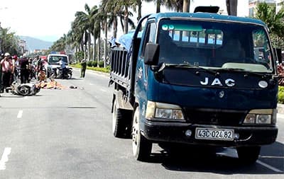 Đà Nẵng: Hai sinh viên tử vong vì tai nạn giao thông
