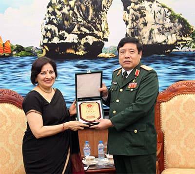 Đại tướng Phùng Quang Thanh tiếp các Đại sứ Ấn Độ, Nhật Bản, Hàn Quốc