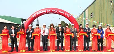 Khánh Hòa: Thông xe cầu dân sinh vượt lũ trước thời hạn