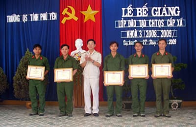 Còn khó khăn, bất cập