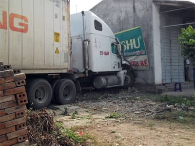 Người dân giám sát giao thông