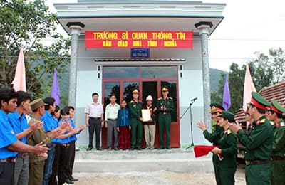 Ngôi nhà ấm nghĩa tình Bộ đội Thông tin