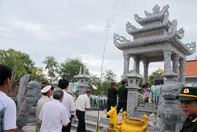 Khánh thành Đài tưởng niệm 32 liệt sĩ tại điểm cao 21