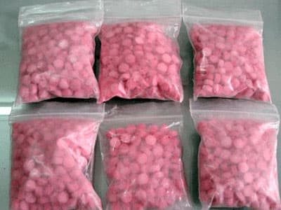 Bắt vụ vận chuyển 24.000 viên hồng phiến