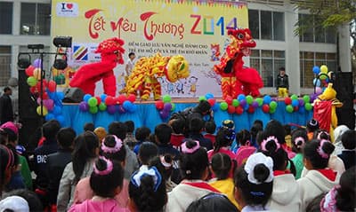 “Tết yêu thương” cho trẻ khuyết tật, mồ côi