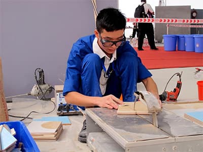 Tự tin trình diễn kỹ năng nghề
