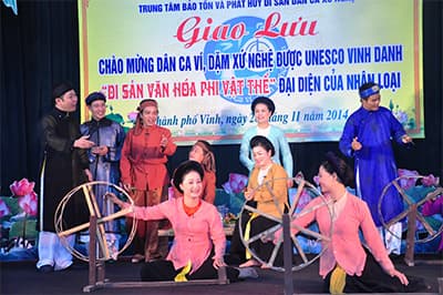 Để ví, giặm "sống" được trong cộng đồng