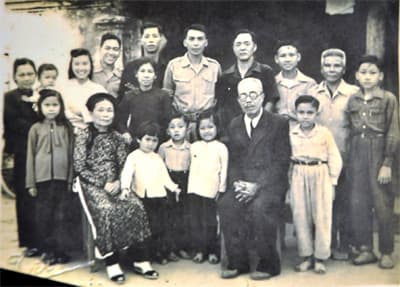 Một gia đình vẻ vang