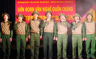 Tưng bừng các hoạt động văn hóa-nghệ thuật hát mừng Chiến thắng Điện Biên Phủ