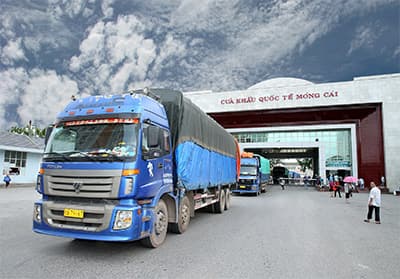 Nhộn nhịp hoạt động giao thương