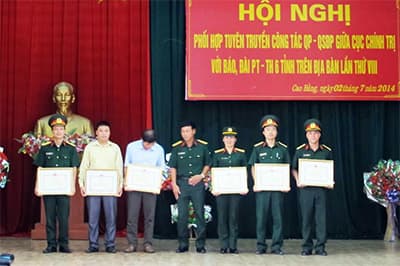 Nâng cao phối hợp tuyên truyền về công tác quốc phòng-quân sự địa phương ở địa bàn Quân khu 1