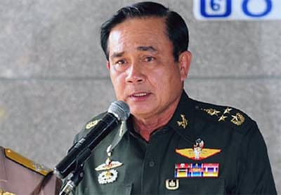 Nhà Vua Thái Lan phê chuẩn Tướng Prayuth Chan-ocha làm thủ tướng