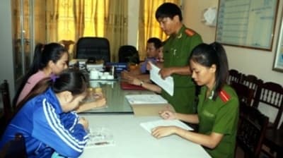 Khởi tố hai bảo mẫu bạo hành trẻ tại cơ sở mầm non Sơn Ca