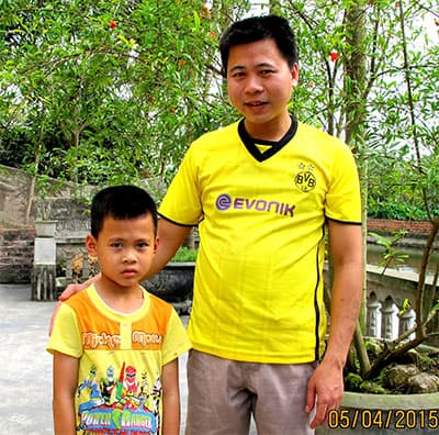 Anh Nam cứu sống con trai đuối nước