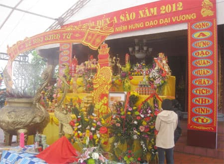 Đền A Sào, oai linh Đức Thánh Trần